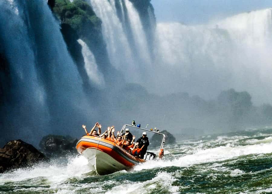 Adventure at Iguazu Falls: Safari, Bird Park, and Waterfalls - Meeting toucans and macaws at Bird Park