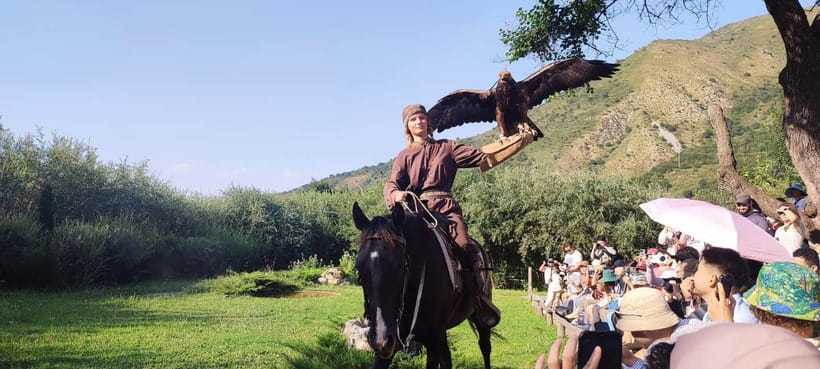 Almaty: Falconry show and Big Almaty Gorge - From Abay Avenue to the Tian Shan foothills