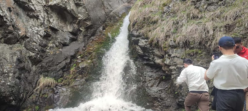 Almaty: Falconry show and Big Almaty Gorge - Aysai Waterfall and the Ayusay center