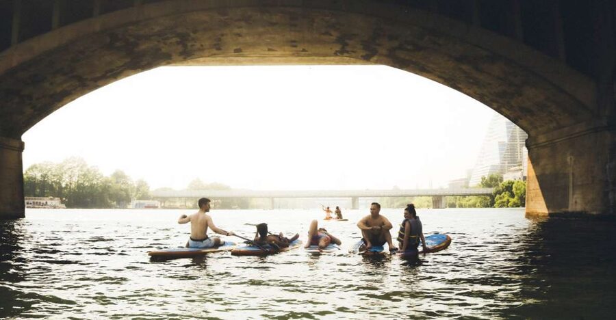 Austin: Lady Bird Lake Stand-Up Paddleboard Rental - Key points at a glance