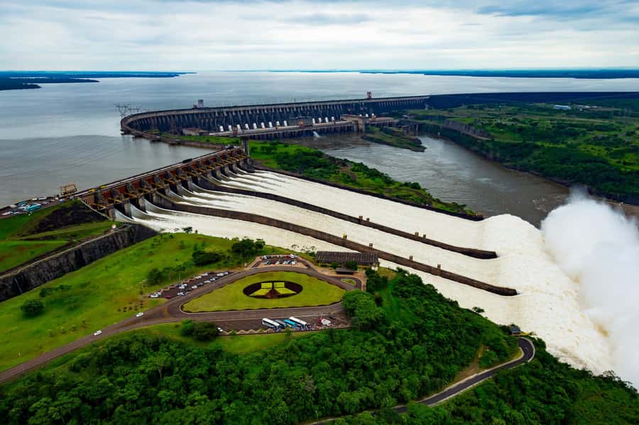 Brazilian Falls, Bird Park and Itaipu Dam - Key points at a glance