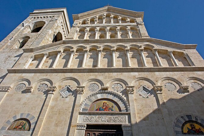 Cagliari city tour and flamingo park by minivan and on foot - Cattedrale di Santa Cecilia in 10 minutes