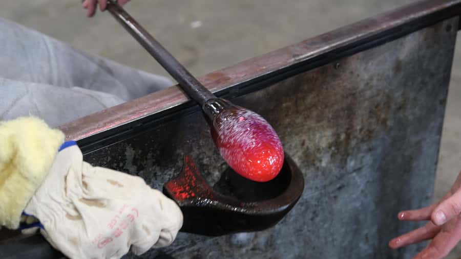 Canberra Glassblowing Experience: Make Your Own Bird - My verdict: book it for the hands-on keepsake