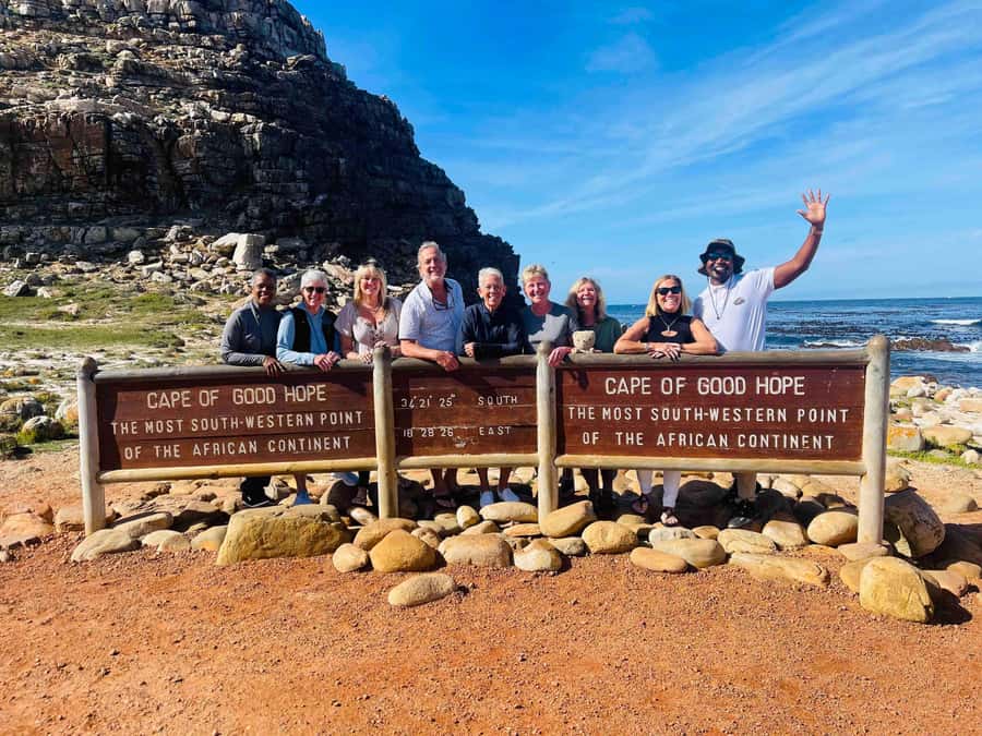 Cape of Good Hope and Penguins Private Tour with Entry Fees - Hout Bay and the 45-minute Seal Island cruise