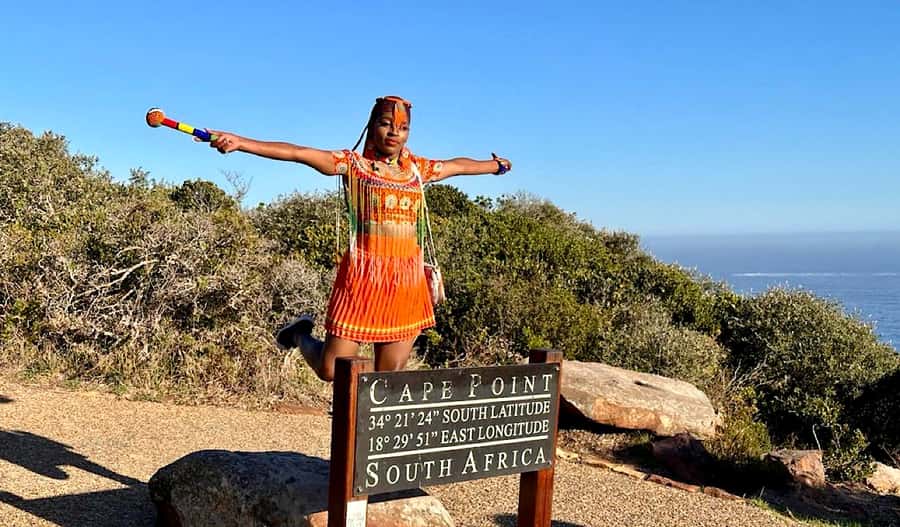 Cape of Good Hope Penguins Seals & Chapmans Peak Shared Tour - Maiden’s Cove frames the Atlantic Seaboard