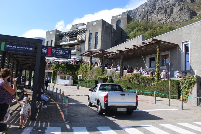 Cape of Good Hope, Table Mountain & Penguins Tour + All Tickets - One day, two Cape Town icons