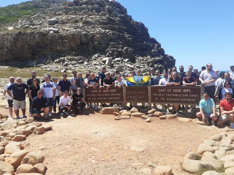 Cape Town: Cape of Good Hope, Seals and Penguins Day Tour - Hout Bay and the choice of a seal cruise