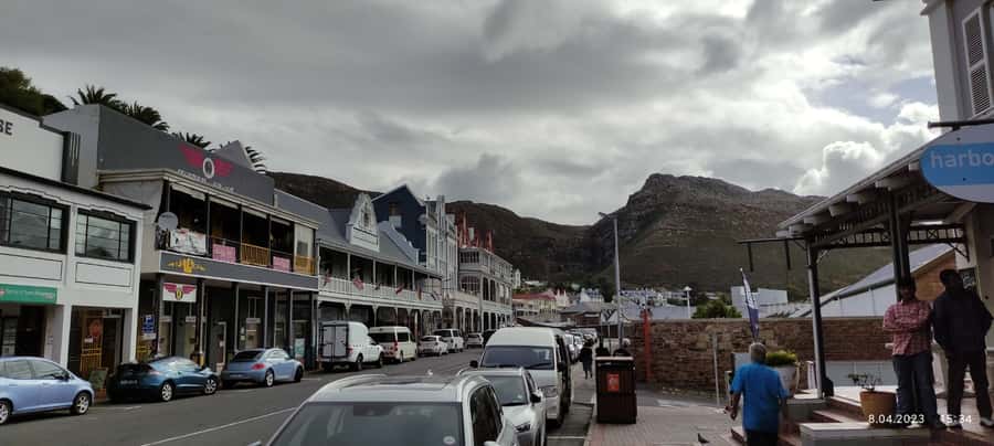 Cape Town: Cape of Good Hope, Seals and Penguins Day Tour - Boulders Beach and the African penguin colony