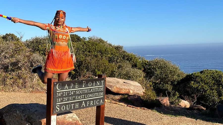 Cape Town: Full-Day Kirstenbosch, Bo-Kaap, and Penguins Tour - False Bay: Muizenberg, St James, and Kalk Bay