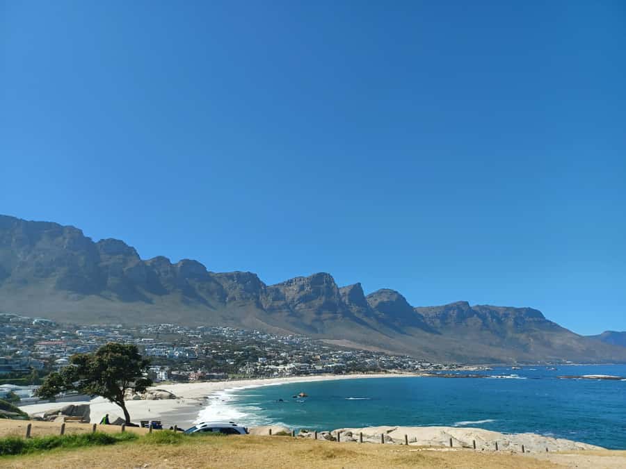 Cape Town: Table Mountain and Penguins Private Guided Tour - Camps Bay and Hout Bay on the road south