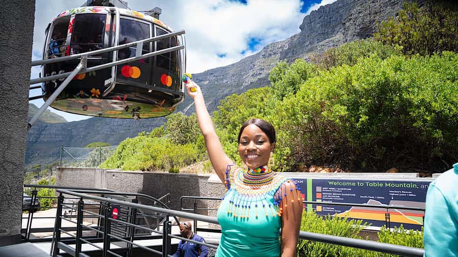 Cape Town: Table Mountain, Penguins & Cape Point Shared Tour - Maidens Cove and the Twelve Apostles