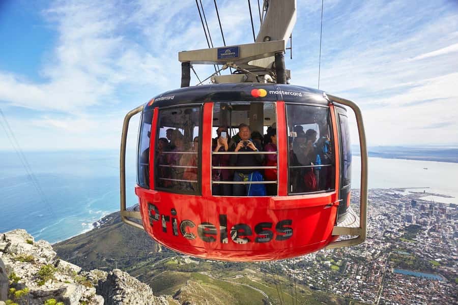 Cape Town Tour: Table Mountain, Penguins & Cape Point+Pickup - Cape of Good Hope puts the scenery in context