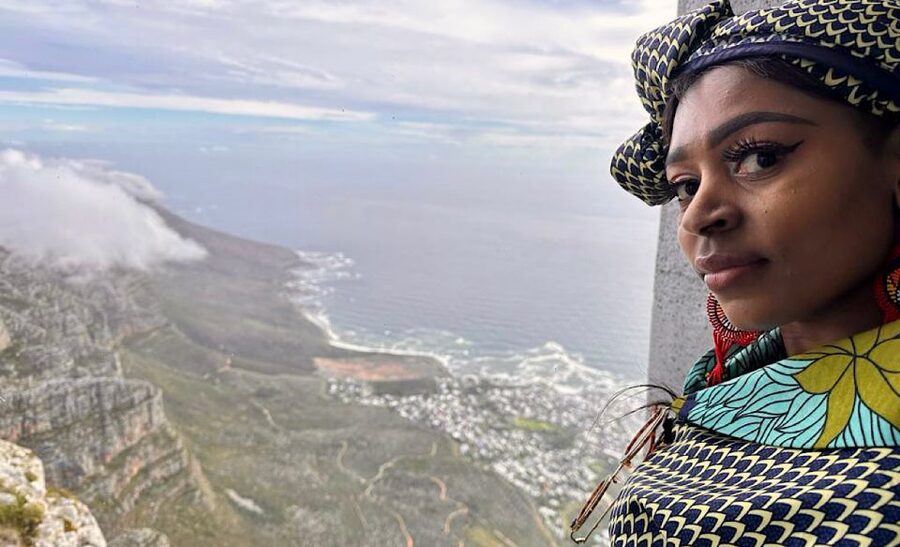 Cape Town Tour: Table Mountain, Penguins & Cape Point+Pickup - Cape Point and the lighthouse