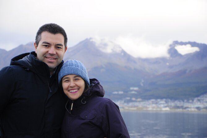 Catamaran Tour through the Beagle Channel and Penguins in Isla Martillo - Seabirds at Isla de Los Pajaros