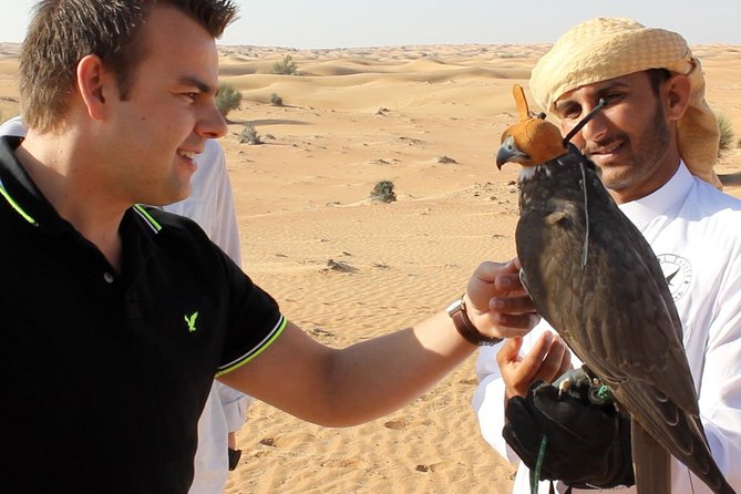 Falcon 1—Private Dubai Falconry Safari - A brief wildlife drive in the conservation reserve