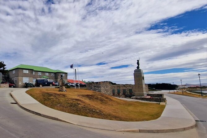 Falkland Islands Shared Tour Sightseeing with Penguins - What the $137.80 price really buys you