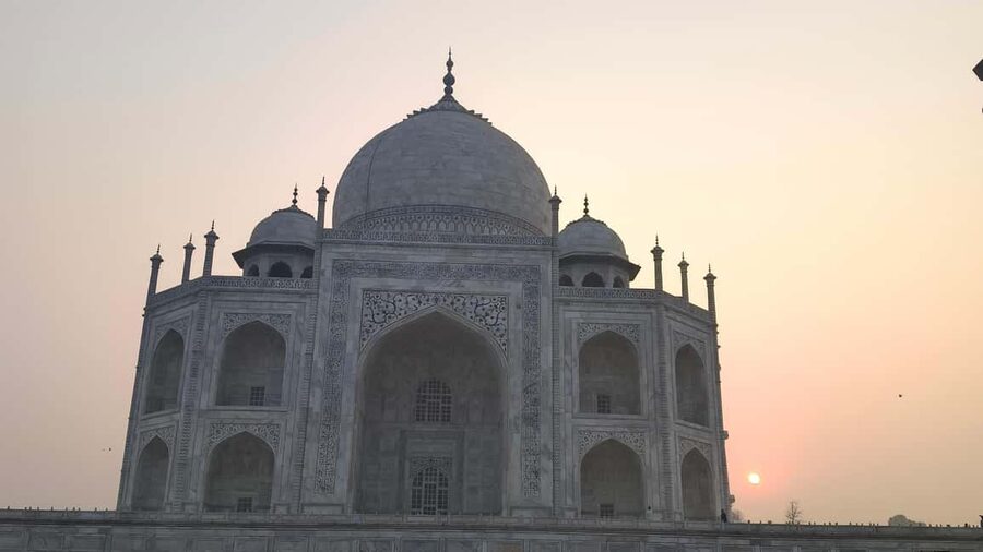 From Delhi: 5 Day Golden Triangle, Safari, & Bird Sanctuary - Day 2: Sunrise at the Taj Mahal, Agra Fort, and Bharatpur birds
