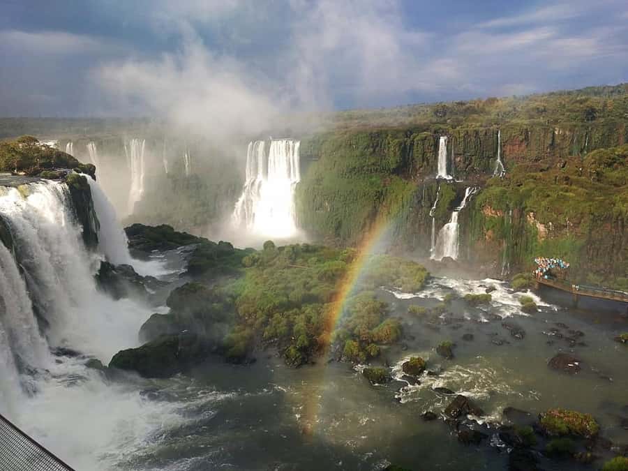 From Foz do Iguaçu: Brazilian Falls and Bird Park Tour - Transport, timing, and what the six hours really means