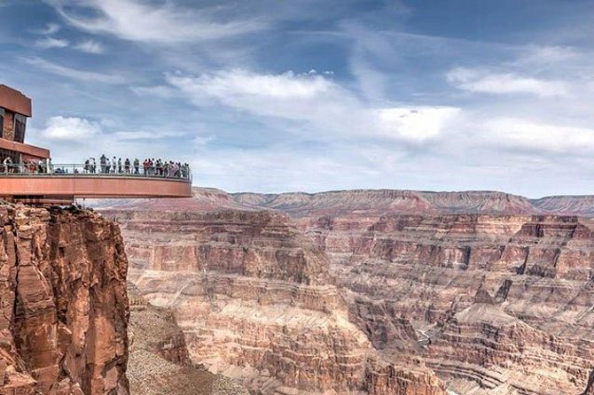 Grand Canyon West: Flight of the Condor - Why the small group matters