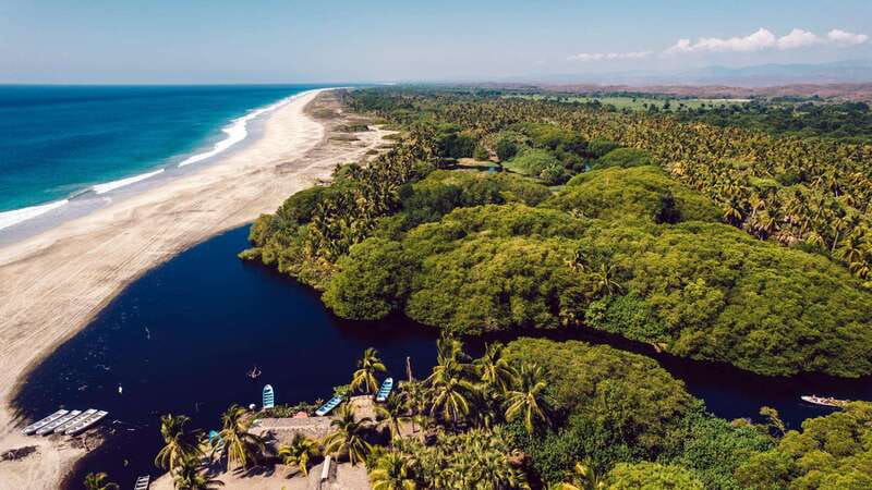 Huatulco: Ecotour with Crocodiles & migrating birds - Mazunte adds a small-town coastal stop