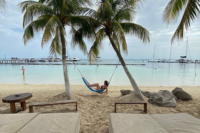Isla Mujeres : All Inclusive Albatross Plus Tour with Transportation - A Short Walk Through Isla Mujeres Town