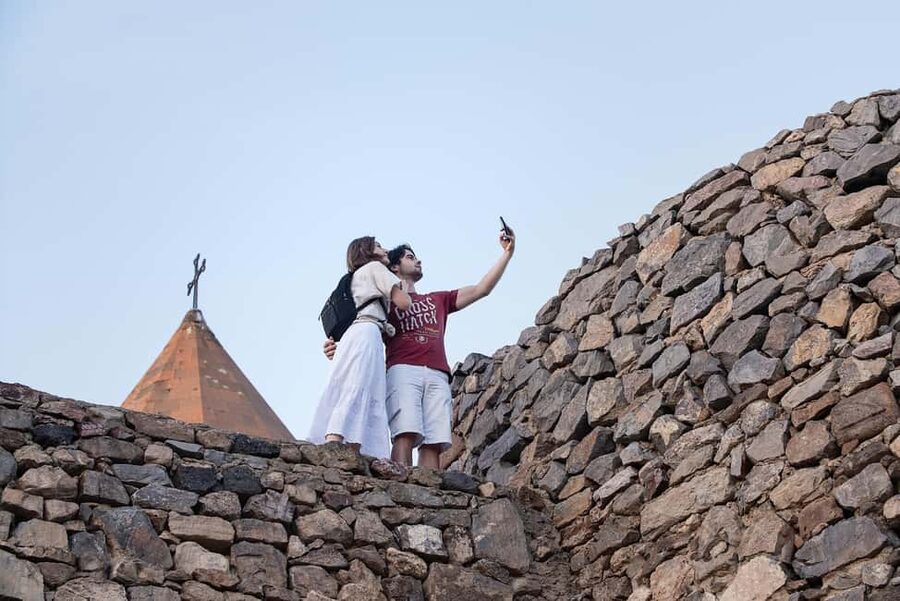 Khor Virap, Noravank and Birds' Cave Trip with Wine Tasting - Lunch near Yeghegnadzor