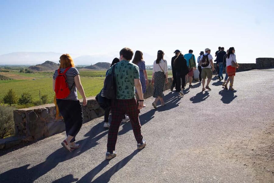 Khor Virap, Noravank and Birds' Cave Trip with Wine Tasting - Areni wine tasting and the final taste of the region