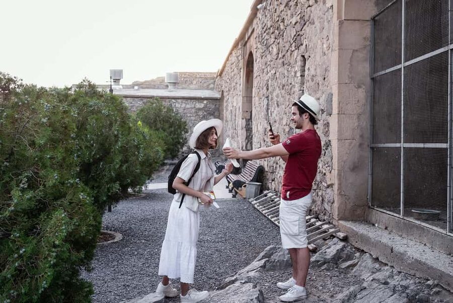 Khor Virap, Noravank and Birds' Cave Trip with Wine Tasting - Guide quality and group atmosphere