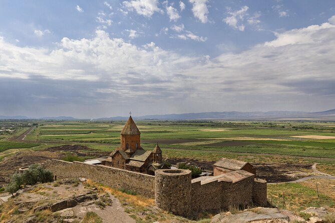 Khor Virap, Noravank Private Tour with Optional Wine Tasting - Areni wine tasting and lunch choices