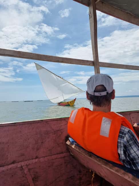 Lake Victoria Boat Ride, Birds Watching and Hippo Watching. - Setting out from Dunga Beach