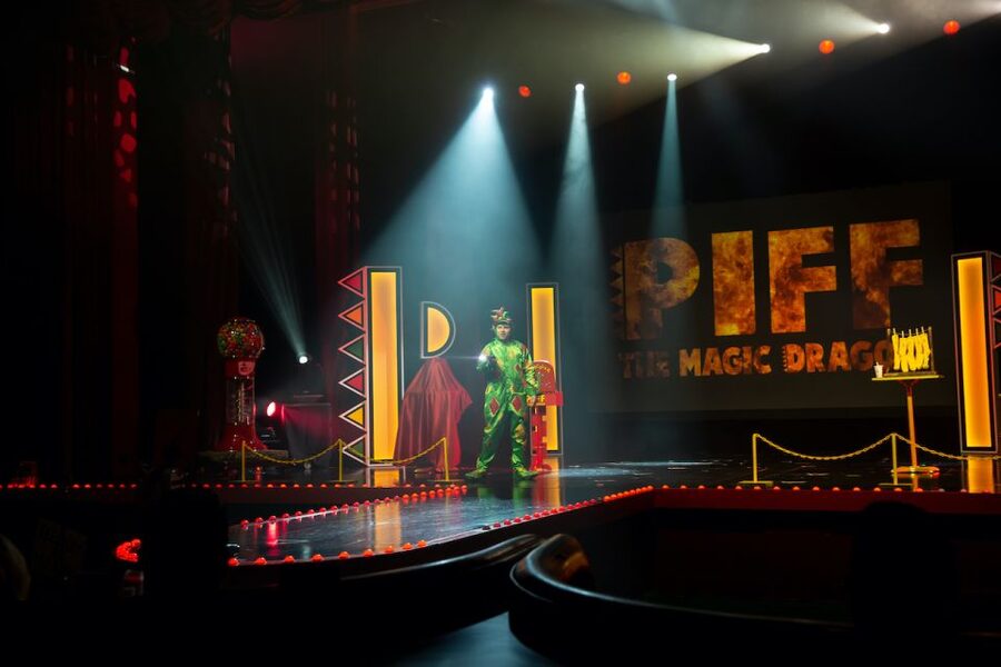 Las Vegas: Piff the Magic Dragon Show at the Flamingo - What the awards and television history tell you