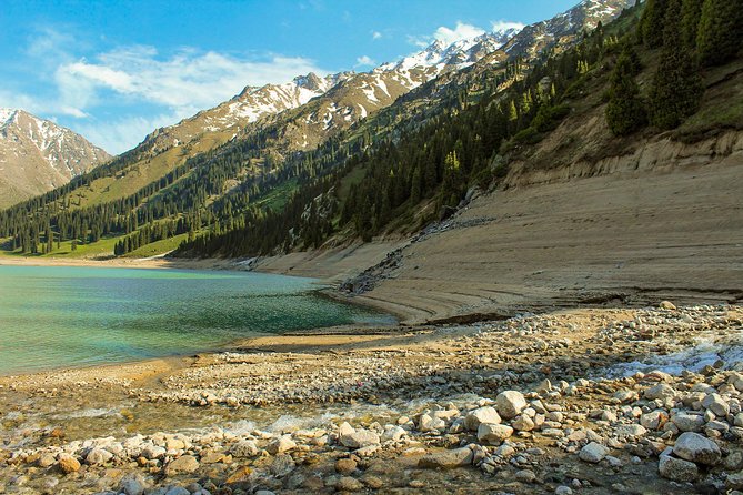 Medeu and Shymbulak + Big Almaty Lake and Falcon show (Private day-tour) - Why this private Almaty mountain tour works