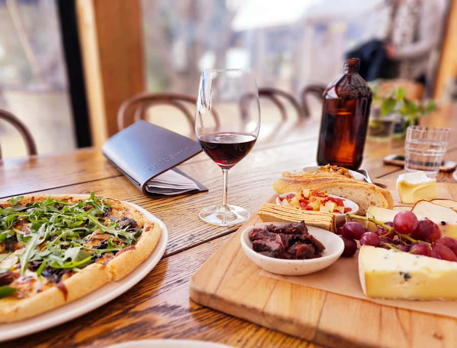Melbourne: Boutique Phillip Island Wine, Dine & Penguin Tour - Flynns Beach and the search for native wildlife