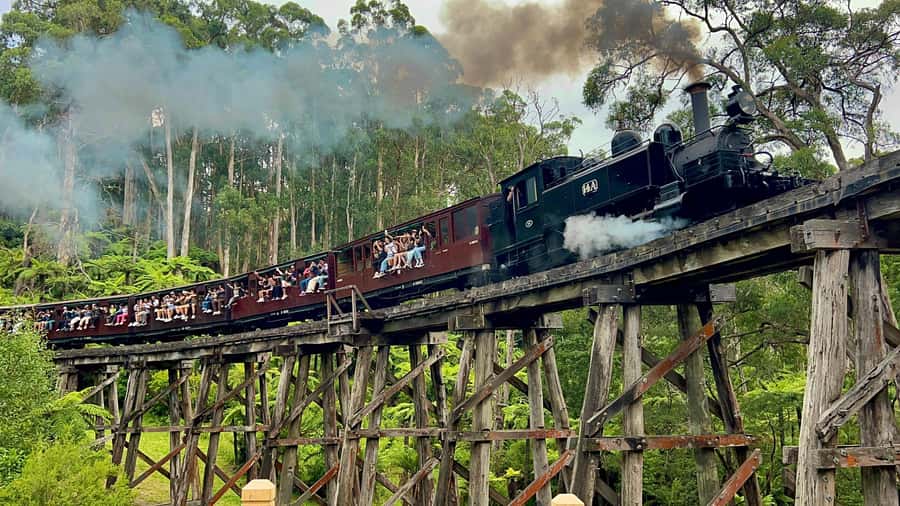 Melbourne: Half-Day Puffing Billy Steam Train Experience - Why Puffing Billy makes a good Melbourne side trip