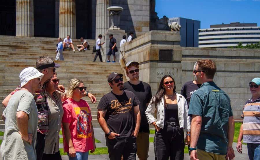 Melbourne Magic: City Highlights and Penguin Parade Tour - Melbourne in a quick succession of sights