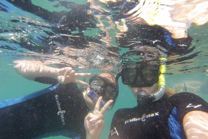 Pelican Rock Snorkeling and Sightseeing Adventure - Pelican Rock and the snorkeling stop