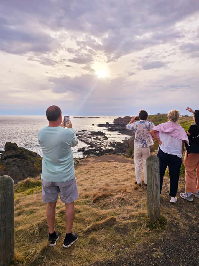 Phillip Island: Golden Hour Penguin Express Tour - Weather, clothing, and comfort