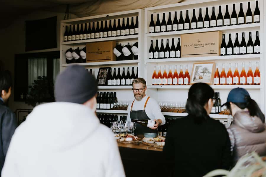 Phillip Island: Wine, Wildlife & Penguins with Gourmet Feast - What the guides add to the day
