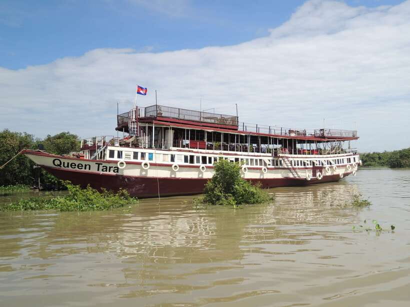 Prek Toal Bird Sanctuary and Great Lake Tour in Cambodia - Birding by rangers boat at Prek Toal