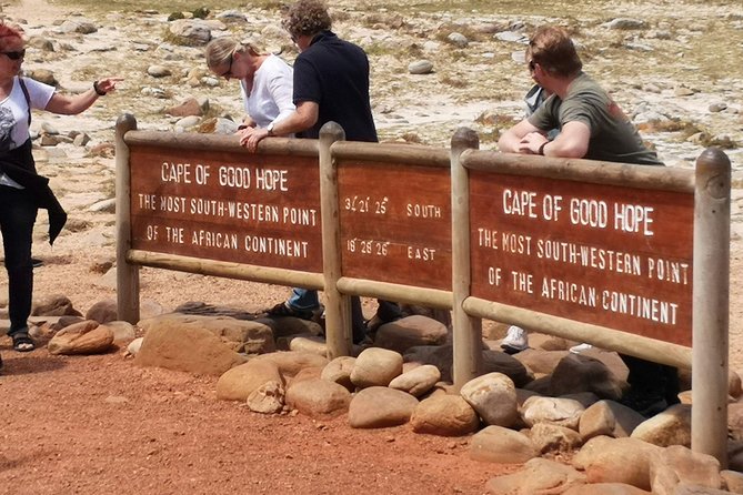 Private Cape of Good Hope and Penguins tour from Stellenbosch. - Seal Island as an optional add-on