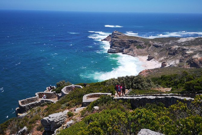 Private Cape of Good Hope Cape Point Penguins KirstenboschTour. - Bo-Kaap brings the day back into the city