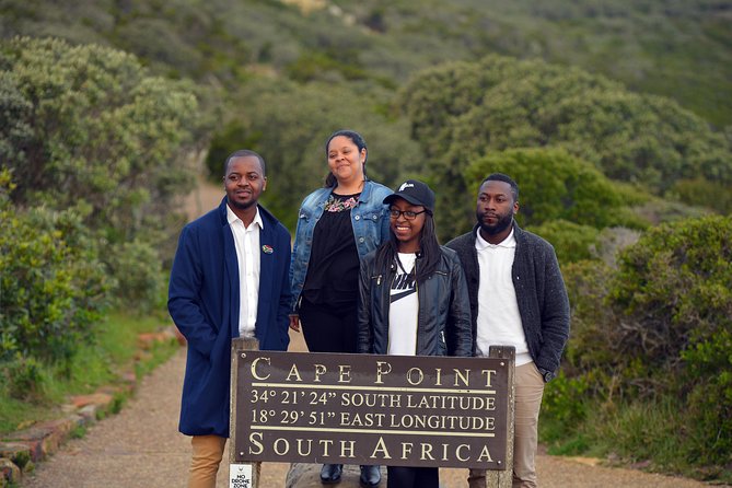 Private Cape Peninsula Tour, With Close Range Penguin Encounter From Cape Town. - Noordhoek offers a slower country note