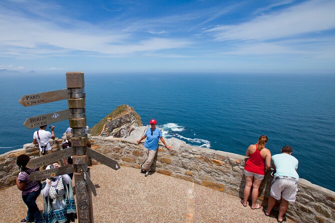 Private Full Day Tour To Cape Point, Penguins With Table Mountain. - Bo-Kaap starts the day with color and history