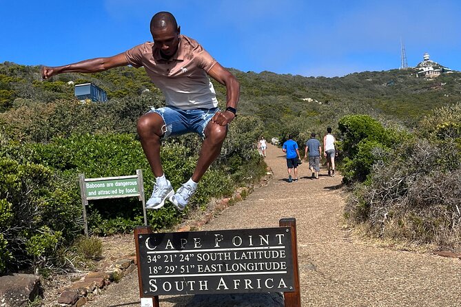 Private Guided Tour to Cape of Good Hope and Penguins Colony - Boulders Beach gives you the penguin encounter