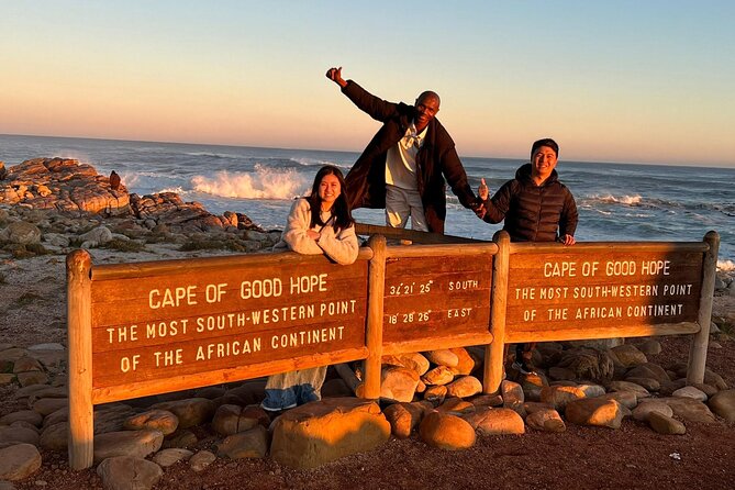 Private Guided Tour to Table Mountain and Cape Point with Penguin - Simon’s Town and the Story of Just Nuisance