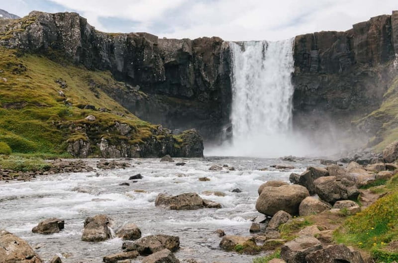 Puffin & Gufufoss Waterfall Tour from Seydisfjordur Port - Hafnarhólmi and the summer puffin colony