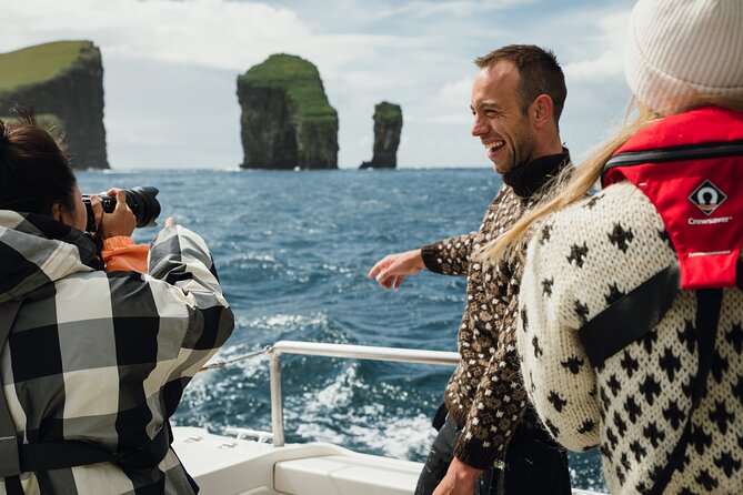 Puffin Safari Boat Tour - Múlafossur is the postcard stop