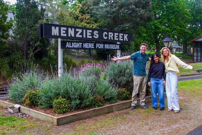 Puffing Billy, Forest Trails and Yarra Valley Discovery Tour - Redwood Forest and the walk to Cement Creek