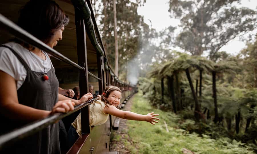 Puffing Billy, Forest Trails & Yarra Valley Discovery Tour - Belgrave gives you a proper start