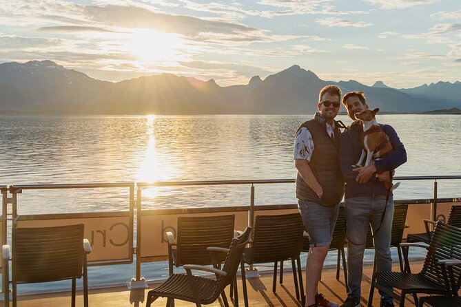 Sea Eagle Sunset Cruise - The Henningsvær Question